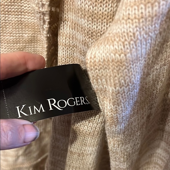 Kim Rogers Beige Sweater - Picture 2 of 3